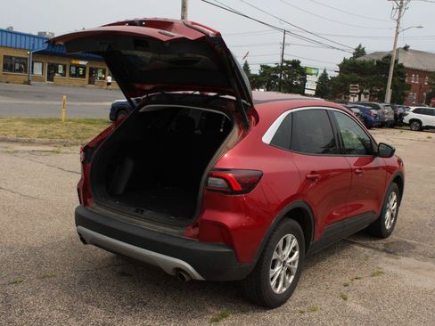 Used 2023 Ford Escape Active AWD/4WD image 7
