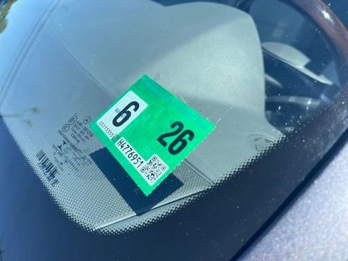 Used 2014 Mercedes-Benz E 350 Sedan image 27