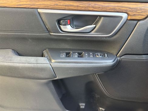 Used 2018 Honda CR-V EX image 19