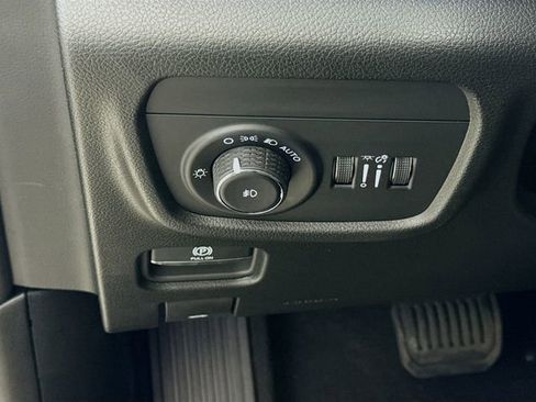 New 2025 Jeep Grand Cherokee L Overland w/ Luxury Tech Group IV image 10