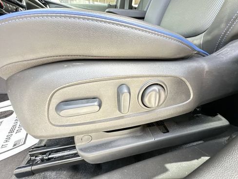 Certified 2025 Buick Encore GX Sport Touring w/ Advanced Technology Package FWD image 20