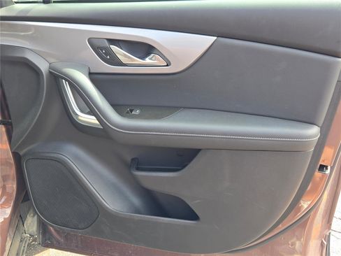 Used 2024 Chevrolet Blazer LT w/ Driver Confidence Package image 6