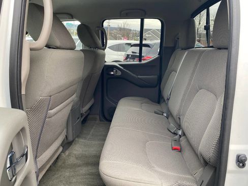 Used 2016 Nissan Frontier SV w/ SV Value Truck Package image 21