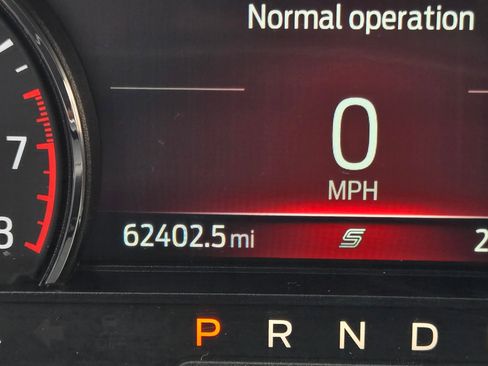 Used 2024 Ford Explorer XLT w/ Equipment Group 202A image 16