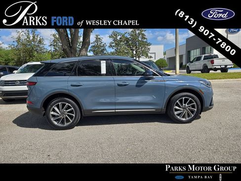 Used 2023 Lincoln Corsair FWD w/ Equipment Group 101A image 3
