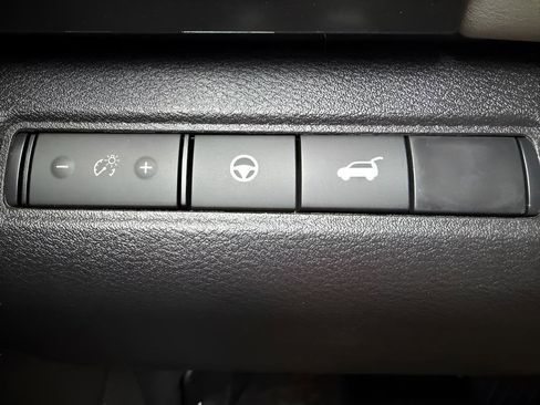 New 2026 Nissan Pathfinder SL AWD/4WD image 18