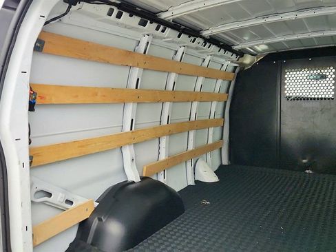 Used 2024 Chevrolet Express 2500 w/ Driver Convenience Package image 20