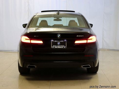 Certified 2023 BMW 530i xDrive w/ Premium Package image 7