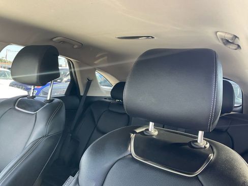 Used 2025 Genesis GV70 2.5T image 15