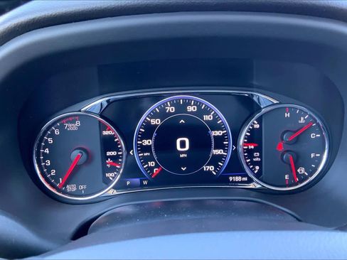 Used 2022 GMC Acadia Denali w/ Denali Ultimate Package AWD/4WD image 25