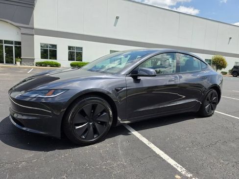 Used 2025 Tesla Model 3 Long Range RWD image 13