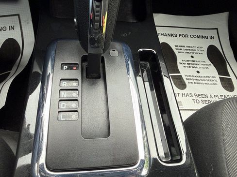 Used 2012 Ford Escape XLT w/ Sport Appearance Pkg AWD/4WD image 25