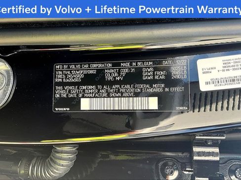 Certified 2023 Volvo XC40 B5 Plus w/ Driver Assist Package image 43