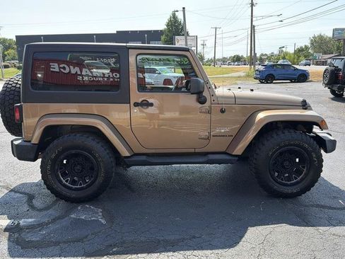 Used 2015 Jeep Wrangler Sahara w/ Dual Top Group AWD/4WD image 4
