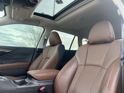 Used 2025 Subaru Outback Touring w/ Popular Package #2 image 24