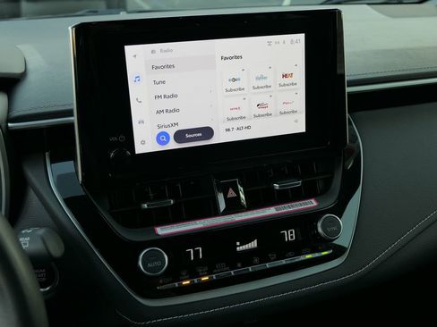 Used 2025 Toyota Corolla XSE image 20