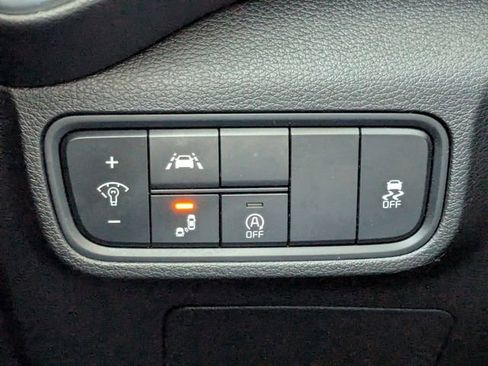 Certified 2021 Kia Soul S image 30