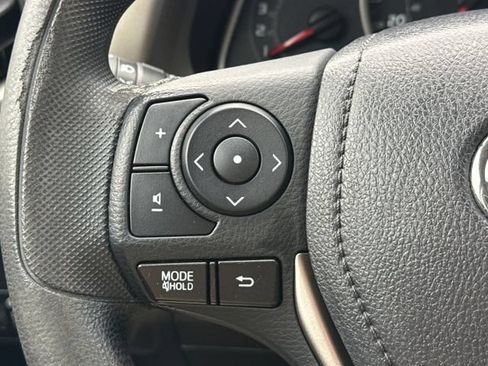 Used 2014 Toyota RAV4 XLE AWD/4WD image 31