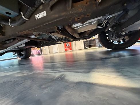 Used 2022 Chevrolet Silverado 1500 Custom Trail Boss w/ LPO, Dark Essentials Package AWD/4WD image 18