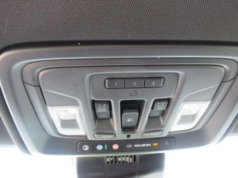 Certified 2024 Chevrolet Silverado 1500 High Country w/ High Country Premium Package AWD/4WD image 28