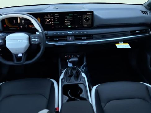 New 2026 Kia K4 GT-Line image 17