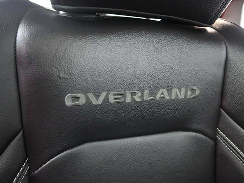 Used 2021 Jeep Gladiator Overland w/ Popular Equipment Package AWD/4WD image 15
