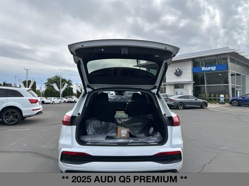 New 2025 Audi Q5 Premium image 11