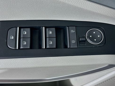 Used 2020 Kia Soul LX FWD image 15