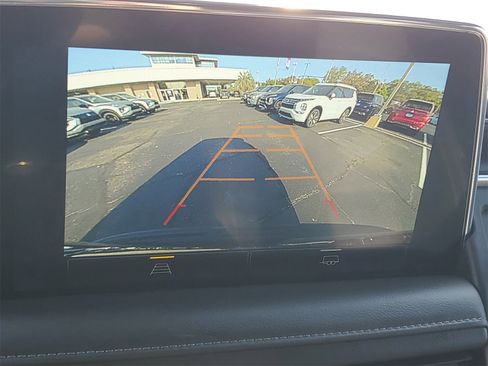 Used 2023 Chevrolet Tahoe LT image 17