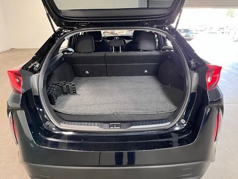 Used 2021 Toyota Prius Prime LE image 16