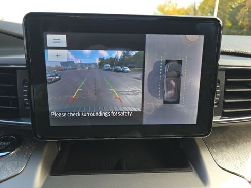 Used 2022 Ford Explorer Timberline image 18