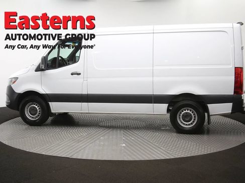 Used 2019 Freightliner Sprinter 2500 RWD image 56