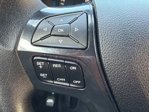 Used 2018 Ford Explorer 4WD image 12