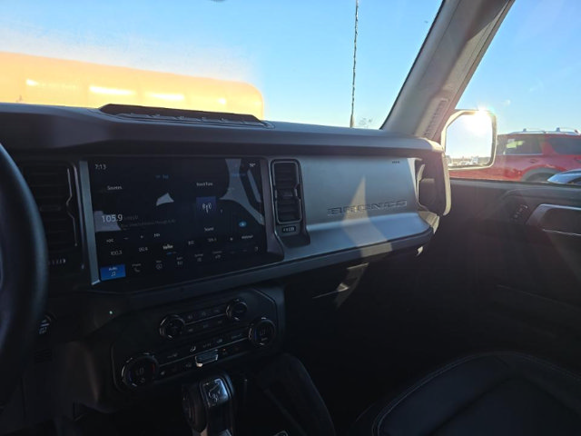 Used 2025 Ford Bronco Badlands AWD/4WD image 12