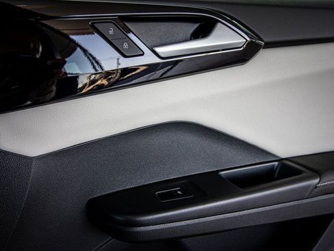 New 2026 Volkswagen Taos S image 41