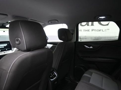 Used 2023 Chevrolet Blazer LT image 24