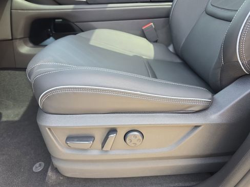 New 2026 INFINITI QX80 Luxe RWD image 28