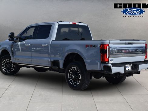 Certified 2024 Ford F250 Platinum w/ FX4 Off-Road Package AWD/4WD image 3