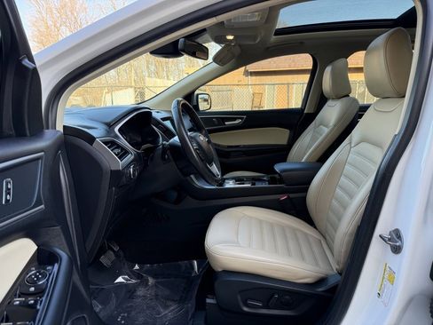 Used 2020 Ford Edge SEL w/ Cold Weather Package image 11
