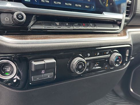 Used 2024 Chevrolet Silverado 2500 LT image 23