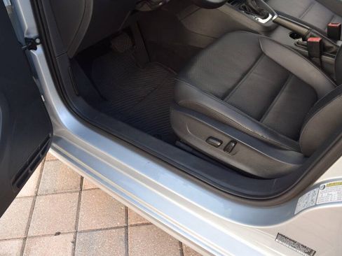 Used 2013 Volkswagen Jetta TDI FWD image 37