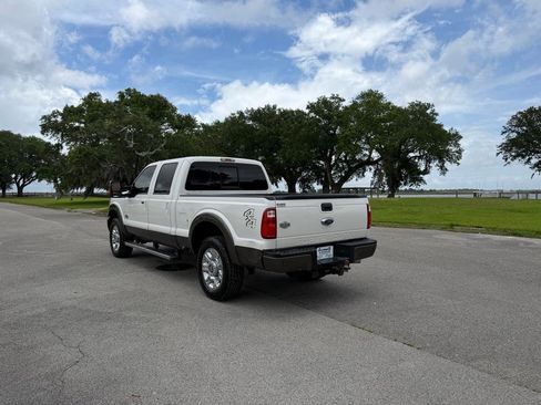 Used 2016 Ford F250 King Ranch AWD/4WD image 3