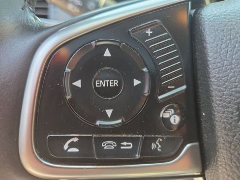 Used 2017 Honda CR-V Touring image 23