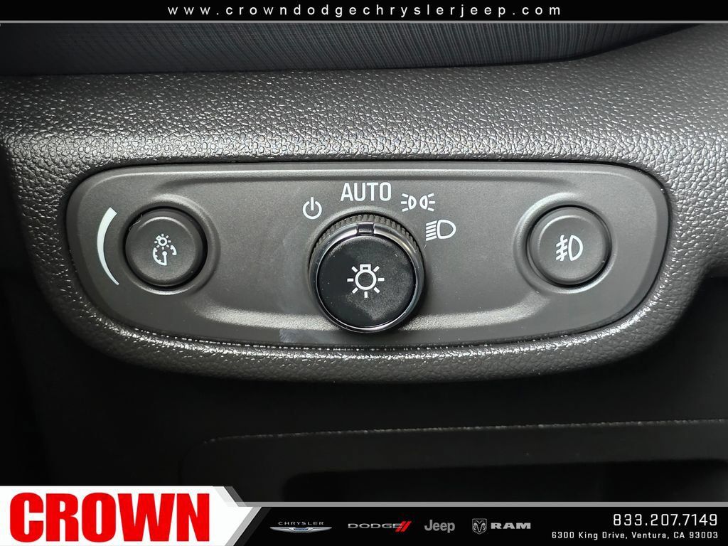Used 2023 Chevrolet TrailBlazer LT FWD image 27