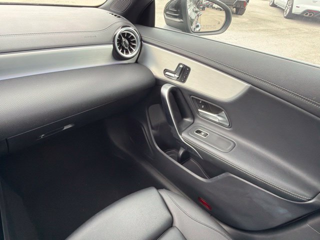 Used 2025 Mercedes-Benz CLA 250 image 19