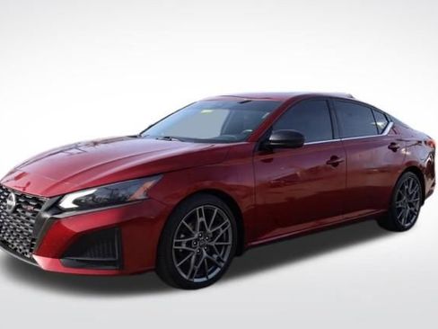 Used 2023 Nissan Altima 2.0 SR image 6