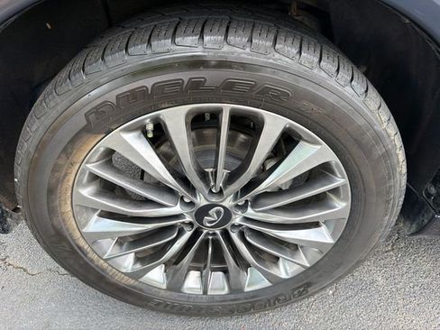 Used 2019 INFINITI QX80 Luxe w/ 22" Wheel Package RWD image 17