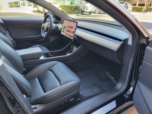 Used 2018 Tesla Model 3 Long Range RWD image 14