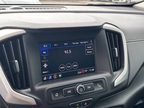 Used 2024 GMC Terrain SLE FWD image 20