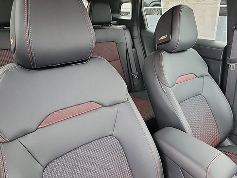 New 2026 Nissan Kicks SR w/ SR Premium Package AWD/4WD image 45